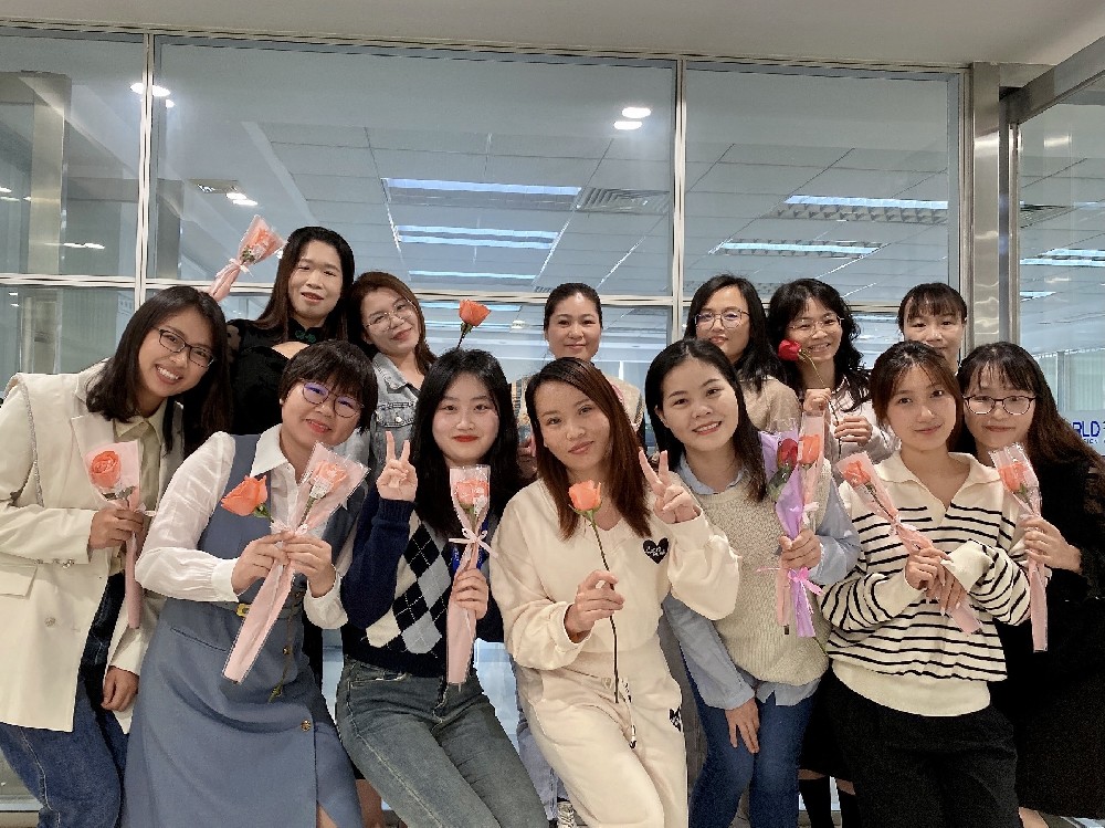 優(yōu)雅如你，始終出色，致敬每一位獨特的“她”